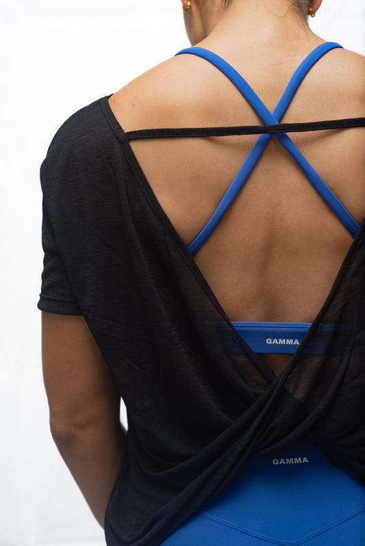 Top deportivo cruzado