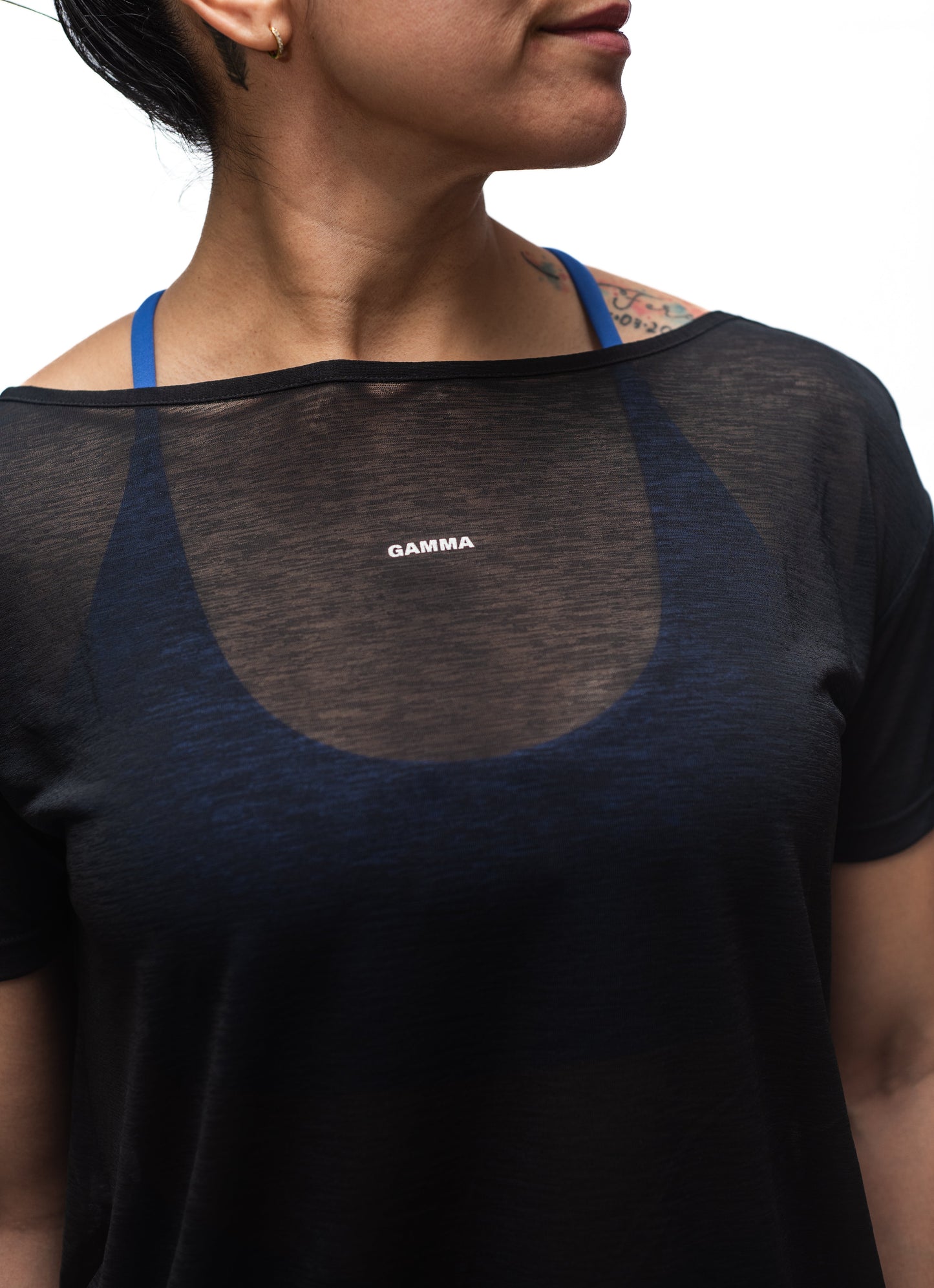 Top deportivo cruzado