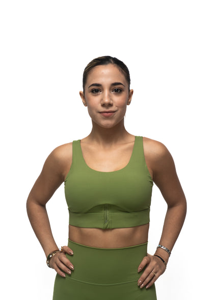 Conjunto deportivo verde