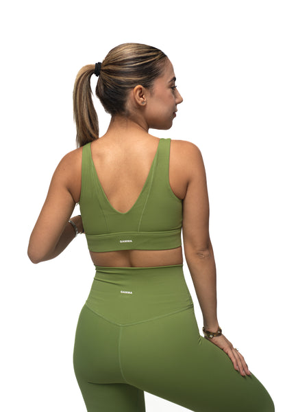 Conjunto deportivo verde