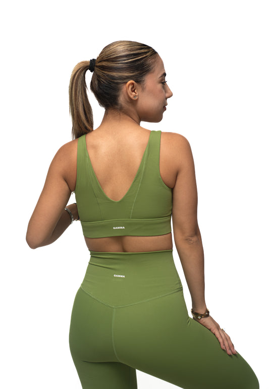 Conjunto deportivo verde