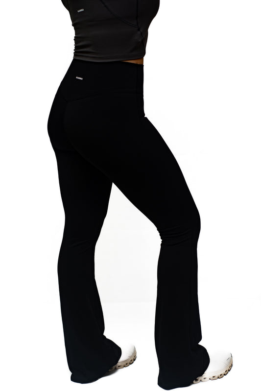 Legging acampanado negro