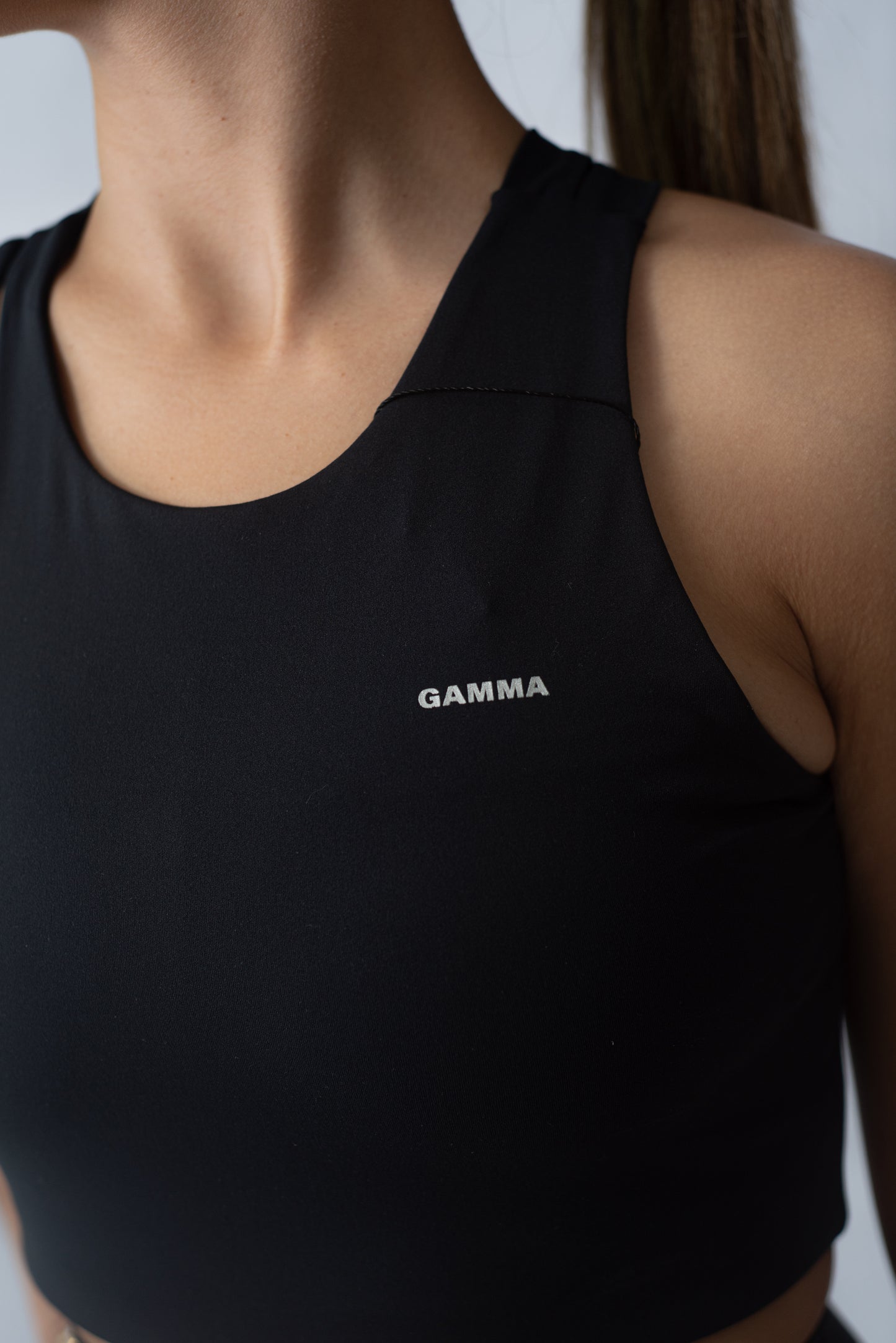 Conjunto deportivo negro