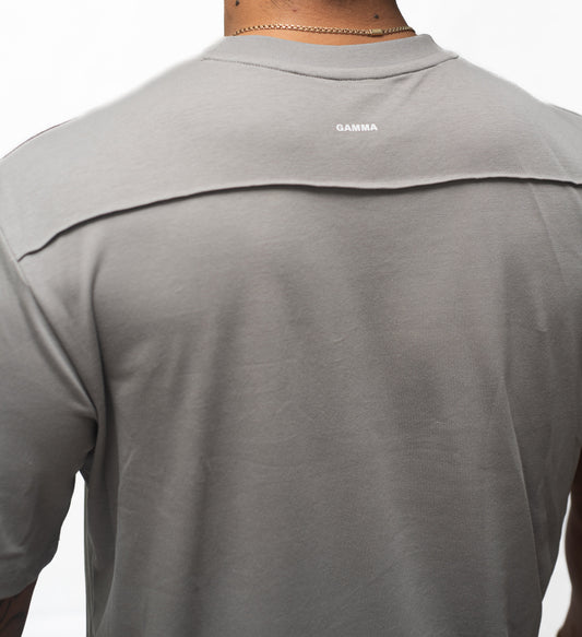 Playera deportiva oversized gris